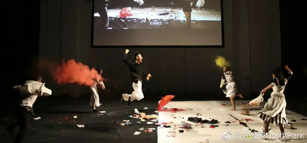 专访王翀：一个反抗者和他的戏剧