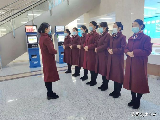 将“不知道”变成“我了解一下再答复您”，泰心康护注重导医培训