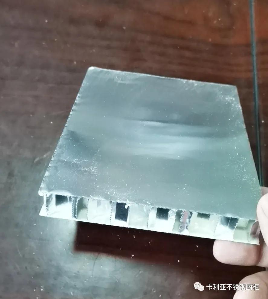 不锈钢实力圈粉，硬品质禁得起“水深火热”