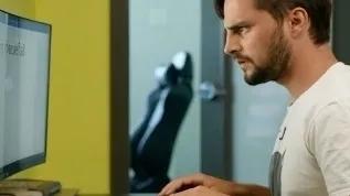 媒体广告投放文案,新媒体商业广告创意文案