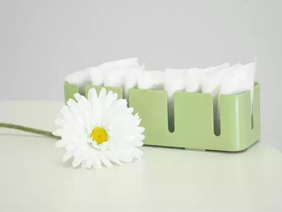 妇科炎症引起大姨妈有异味,大姨妈闻起来一股鱼腥味正常吗