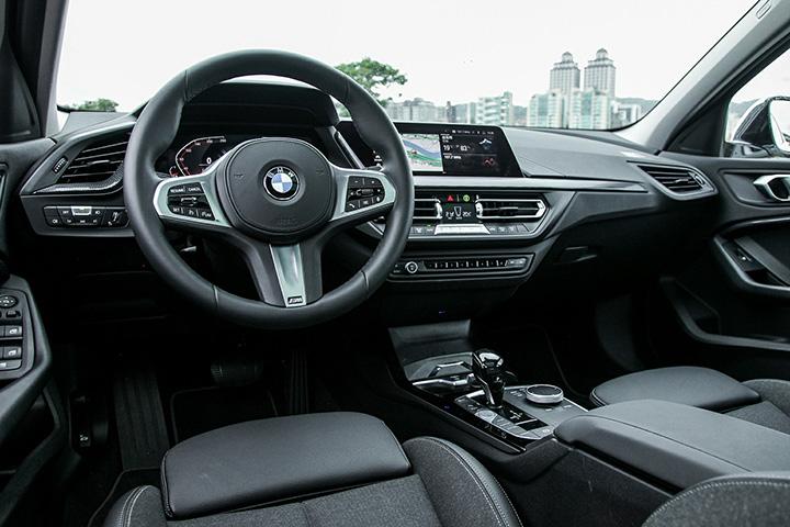 宝马118i2012款和2013款区别,宝马1系2016款118i都市设计套装