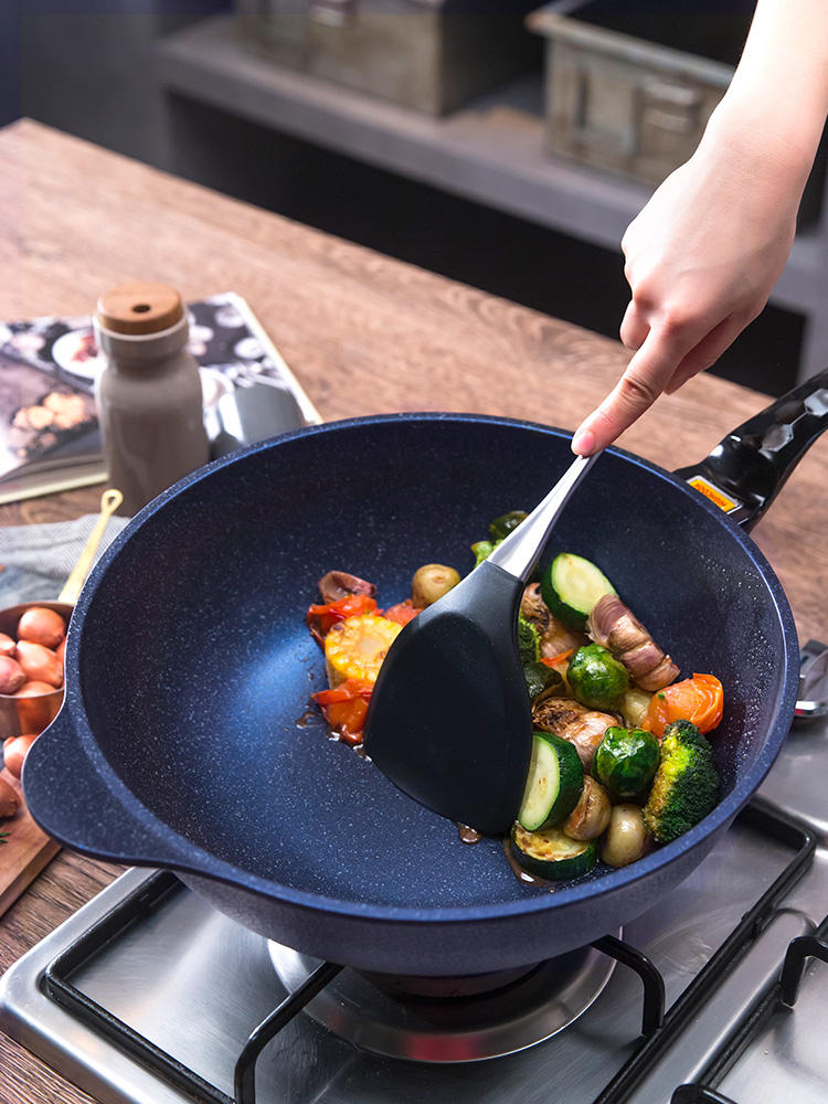 蓝宝石不粘炒锅28cm,蓝宝石晶钻聚能旋风炒锅