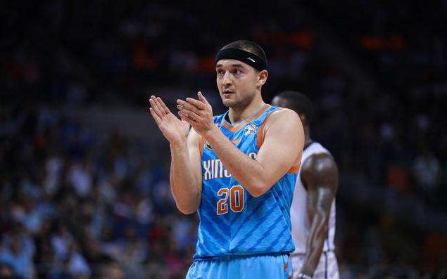 令人羡慕！阿的江上调2名超级新星，还有3名超2米10小将作后备