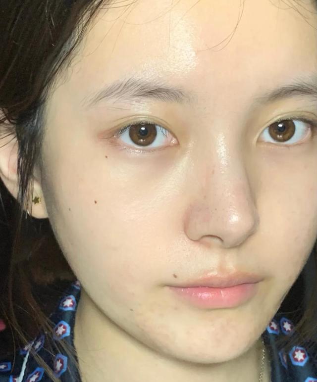 悦薇水乳和白檀水乳测评,抗老水乳适合40岁国货