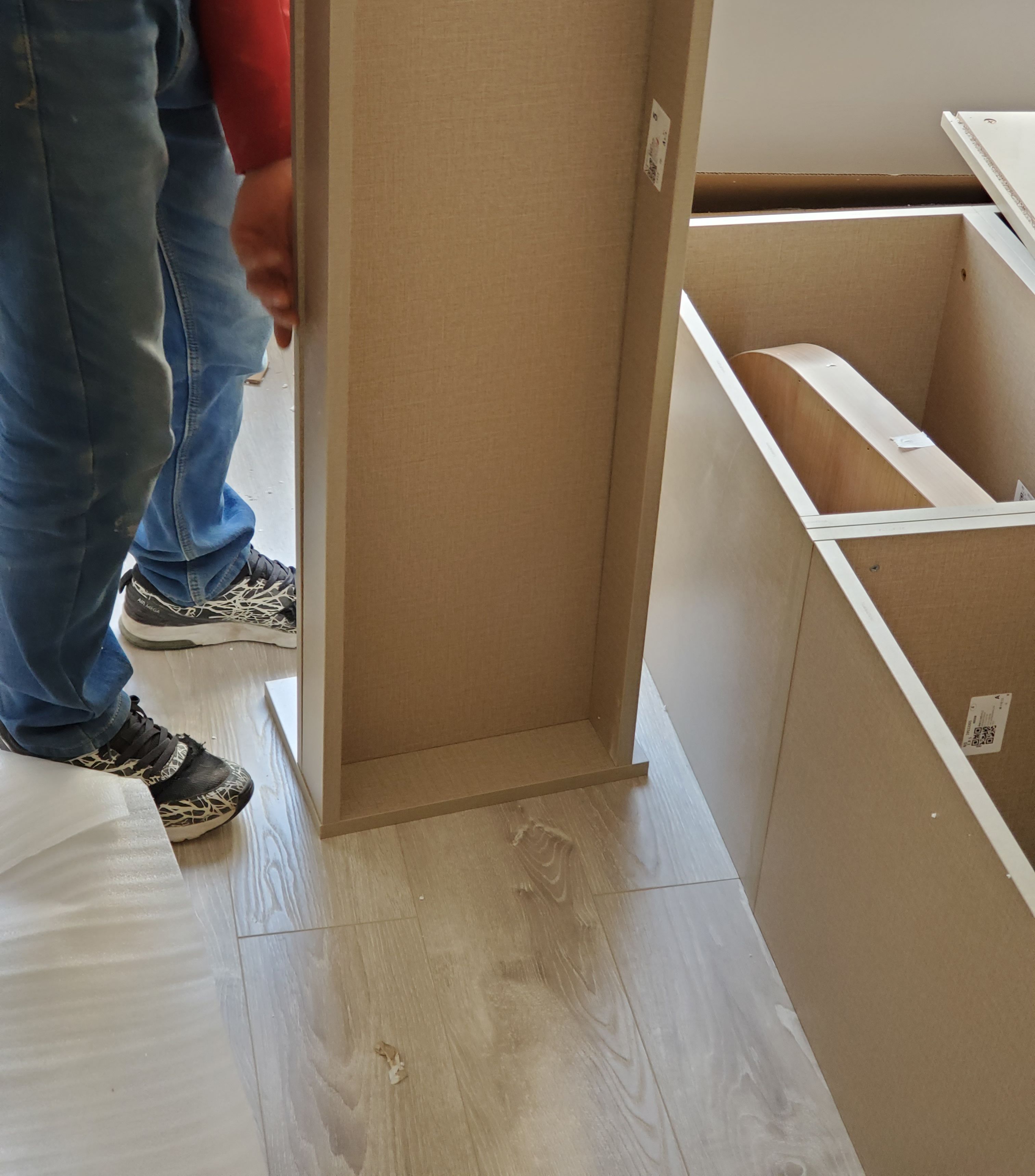 定制衣柜被厂家坑钱了找谁投诉,定制衣柜维权最有效的方法