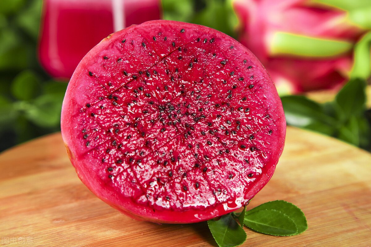 买火龙果黄心,买火龙果是买红色的还是白色的