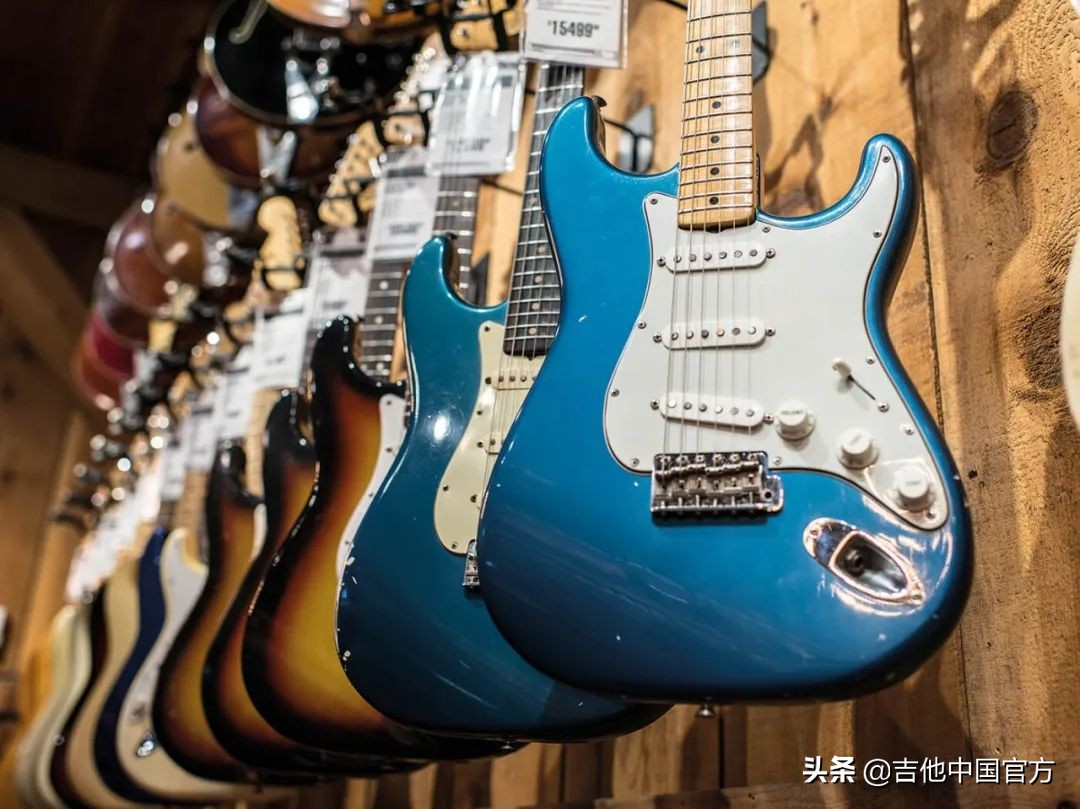 平均每个吉他手一生花费1万美元购买设备，你拖后腿了么？​