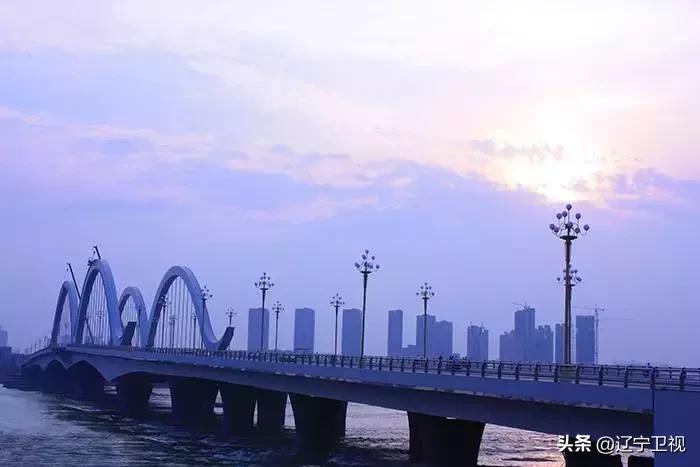 曙光升腾,曙光升腾新时代