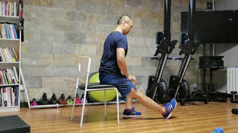 你的坐姿十有八九有问题，肩膀、背部酸痛？教你几招来缓解