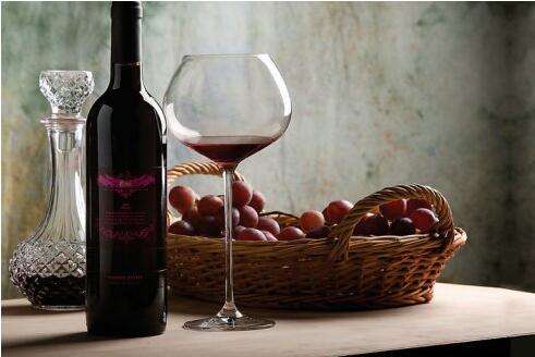 实体店红酒加盟如何起步,加盟红酒专卖店哪家靠谱