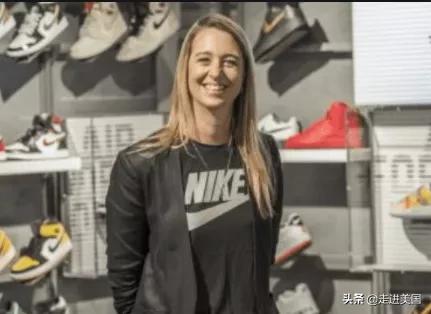 儿子囤限量版跑鞋大赚特赚，耐克北美大BOSS被迫离职