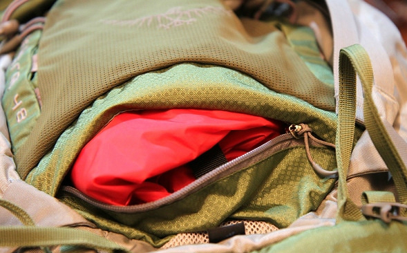 小鹰登山包38升评测,小鹰登山包新款38l与48l区别