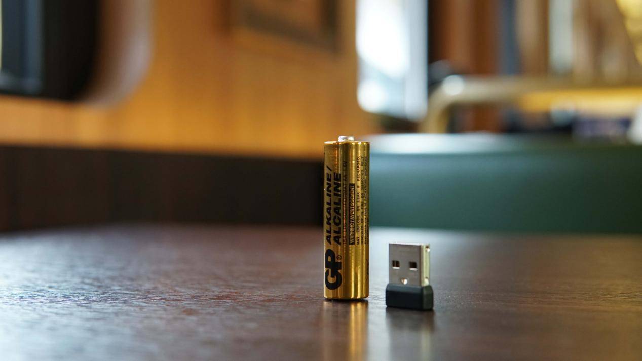 罗技MK470键鼠套装评测:轻松搭建无线办公环境,轻薄静音好体验