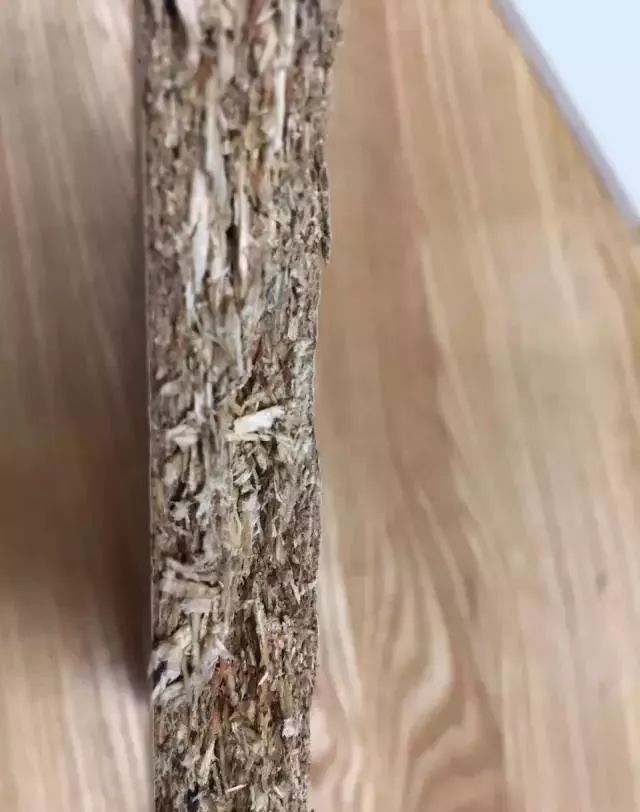 颗粒板跟生态板哪个做柜子好,颗粒板和生态板哪个做柜体