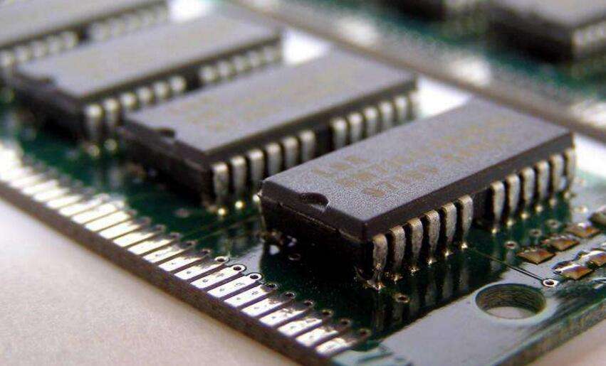 中央处理器cpu储存部件是什么,中央处理器cpu中什么是控制中心