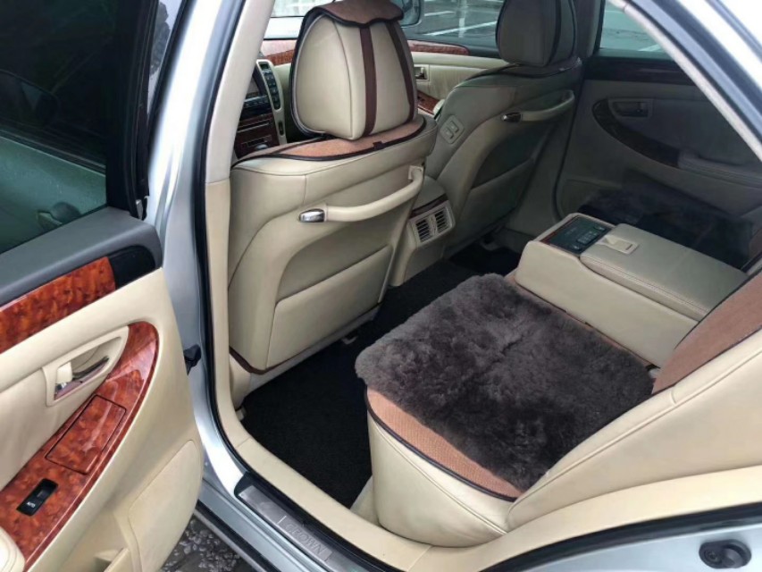 06丰田皇冠3.0,12款丰田老皇冠的经典和情怀