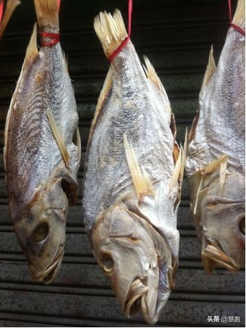 夏天跑步出汗太多怎么补水,夏季跑步补水的正确方法