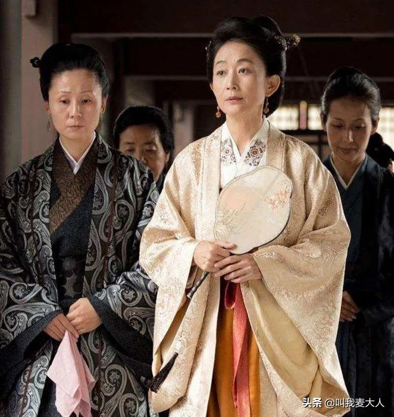 巫刚前妻及个人资料,巫刚前妻赵英离婚后结婚了吗