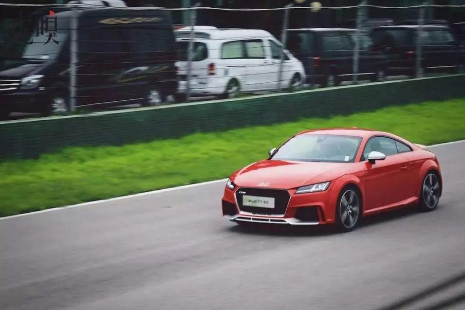 看惯了四缸发动机？不如怀念一下五缸机