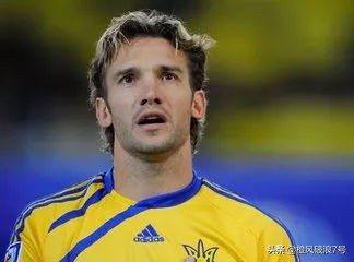 天下足球经典文案青春是一首诗,天下足球亨利经典文案完整版