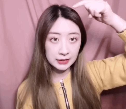 自己在家剪头发不用去理发店了,不能出去理发在家理发怎么理