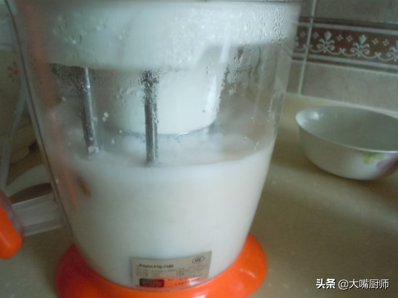 2斤黄豆2分钟教你做豆花,如何在家自制香甜嫩滑的豆花