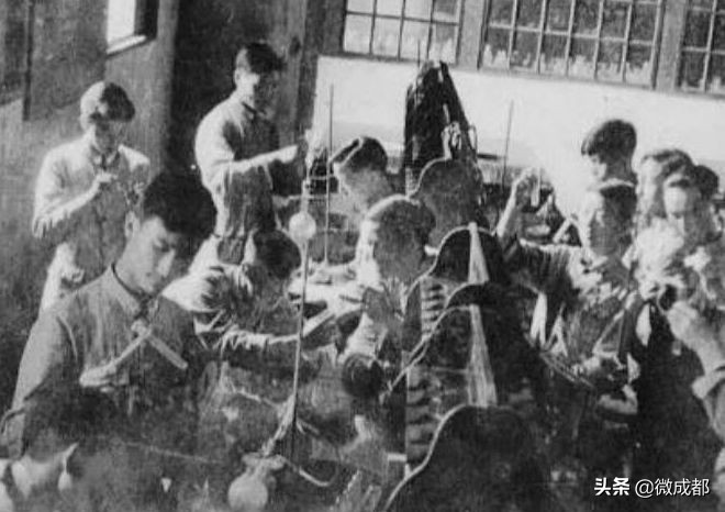 成都树德高中校服图片,成都树德中学光华校服怎么样