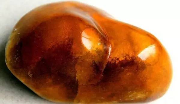 河边能捡到什么值钱的石头,在哪儿能捡到值钱的石头