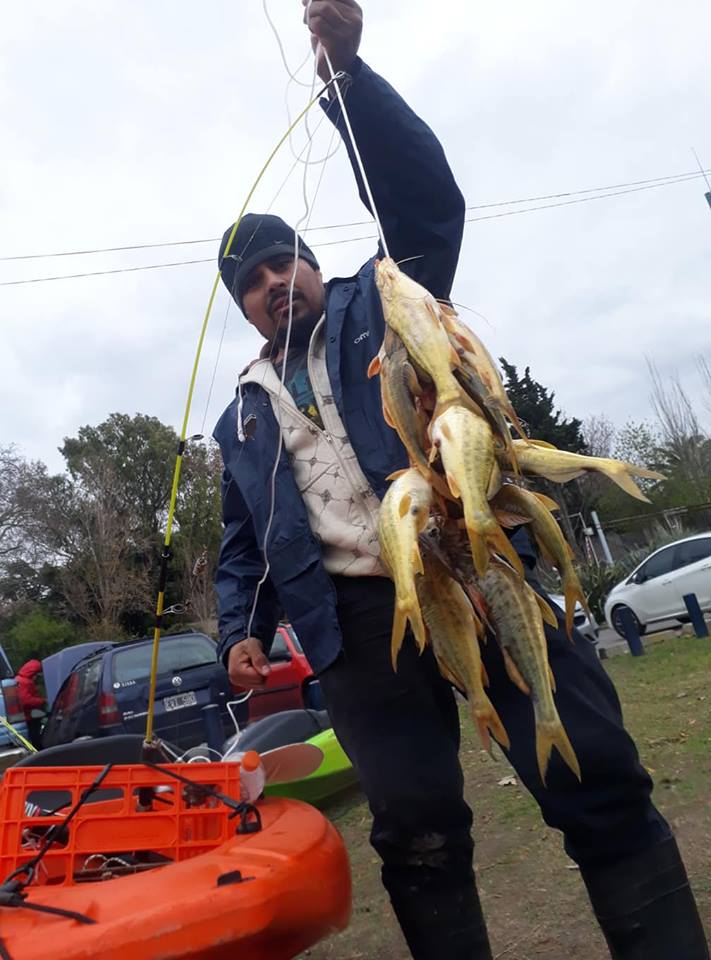 这才是最真实的国外钓鱼人，别崇洋媚外了，原来我们都被骗了