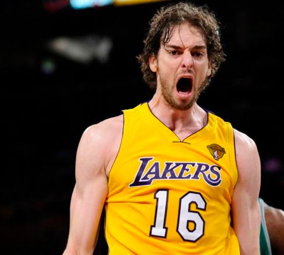 总收入1.8亿！两冠核心+6届全明星官宣退役：太想念科比湖人致敬