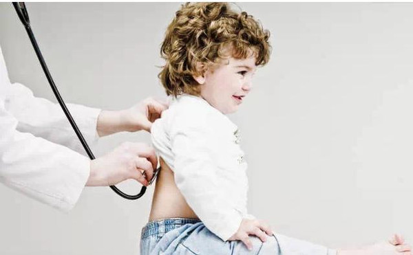 小孩咳嗽老是反复不好到底怎么办,孩子反复咳嗽总不好怎么治疗