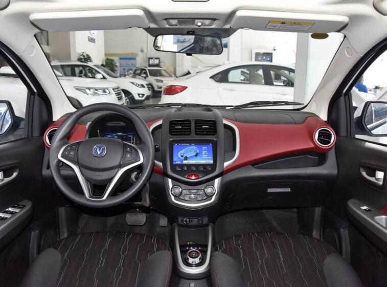 长安奔奔miniev国民版,长安奔奔ev400公里