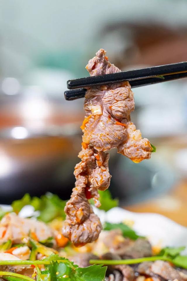 用3年干倒周边牛杂店！柳州80后“牛杂王”的逆袭之路