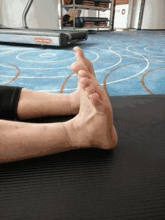 国家队康复师崴脚,国家队运动员扭伤用什么药