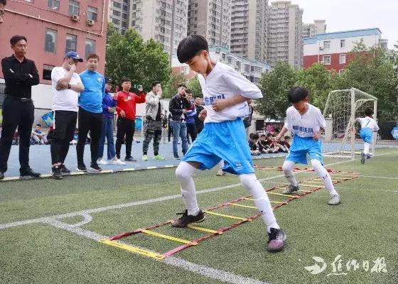 亚足联a级教练报到,亚足联a级教练名单