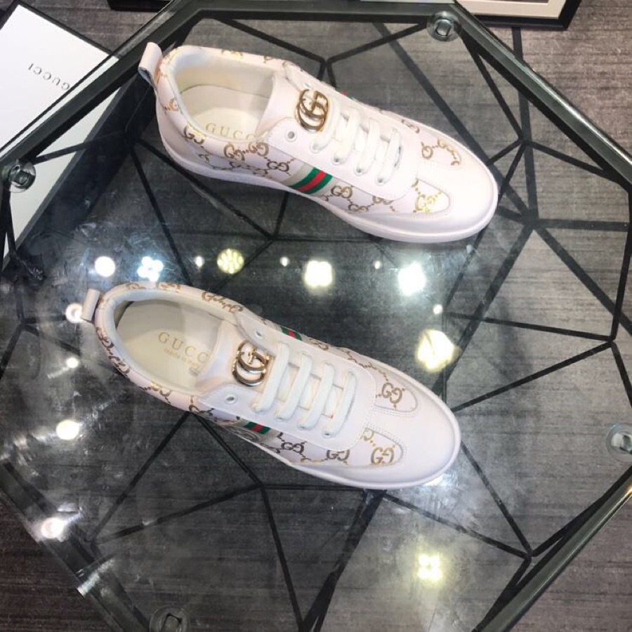 成都专柜奢侈品濒危广州地下古奇阿玛尼原单复刻服装市场大清洗