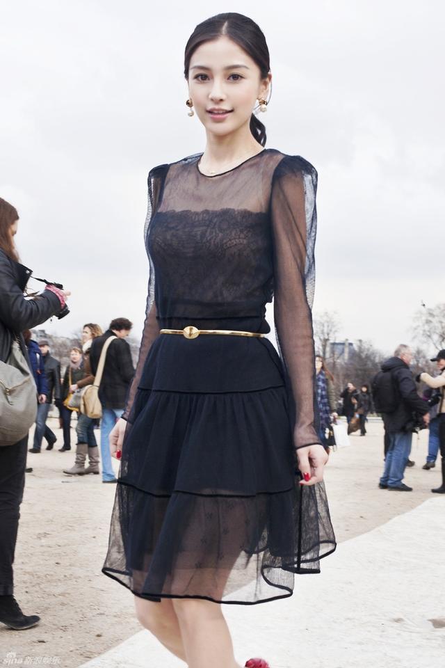 迪丽热巴和唐嫣同穿亮片裙,迪丽热巴和唐嫣穿同款公主裙