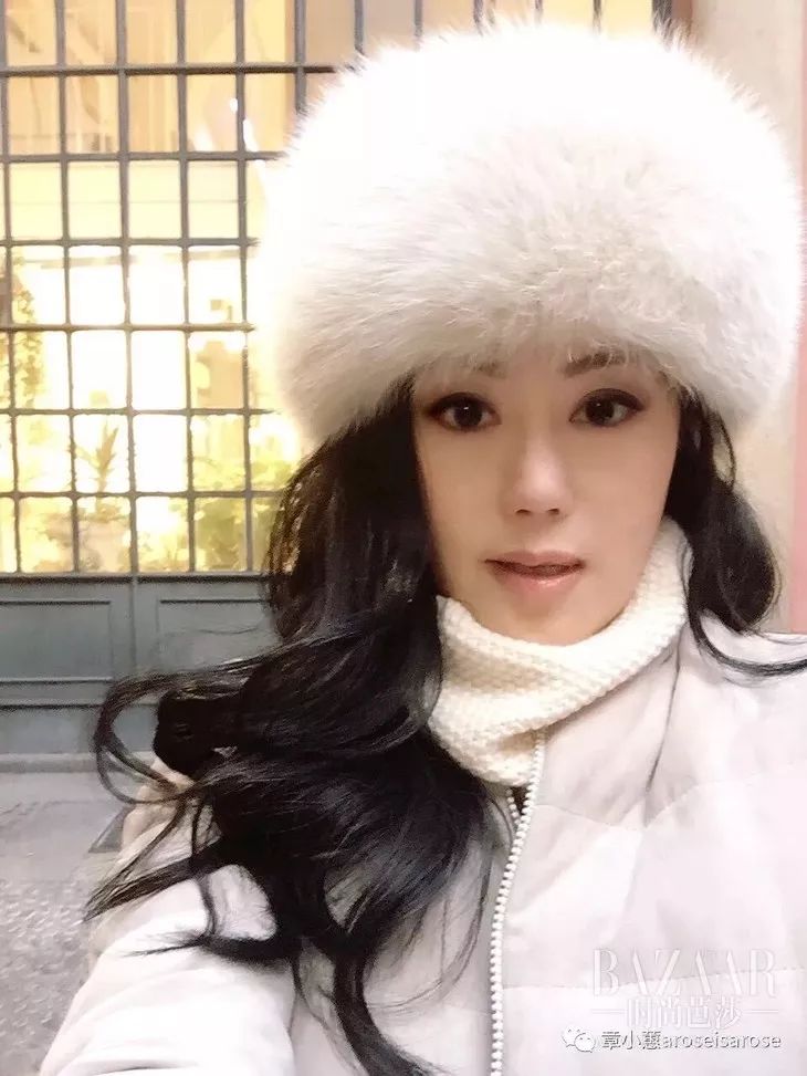 曾经全网被黑的他现在怎么样了,评价现在的章小蕙