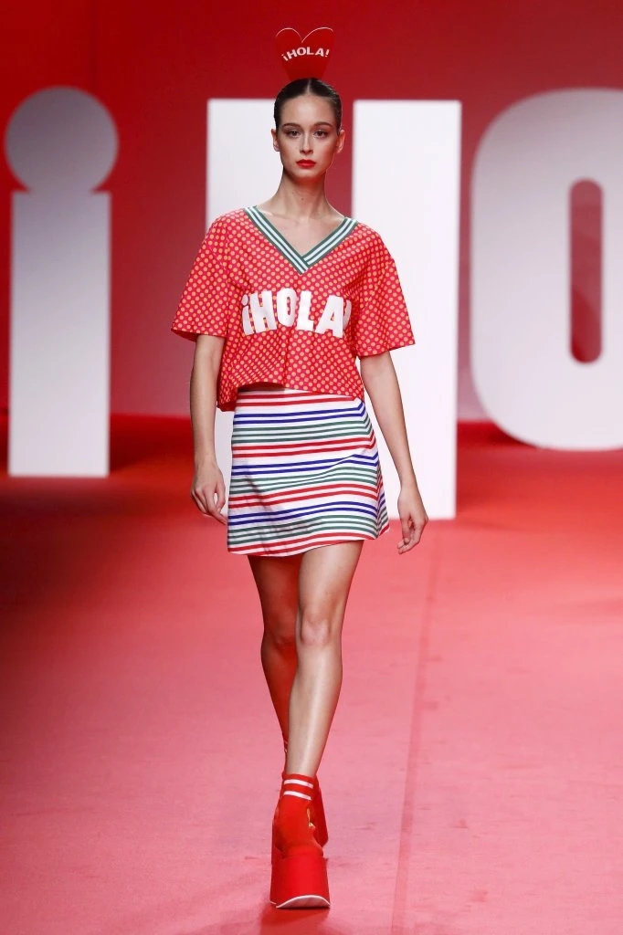 小胸怎么调理变大,小胸怎么做到聚拢