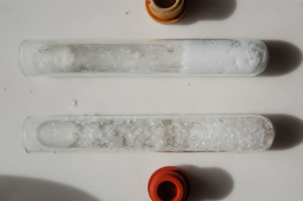 洗电线小妙招,电线脏用什么擦可以快速干净