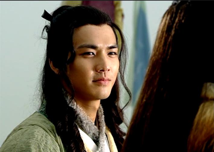 浓眉大眼虎气十足的男演员,五官端正浓眉大眼的男明星