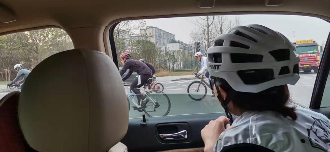 成都人真孬：骑车200公里去过年？