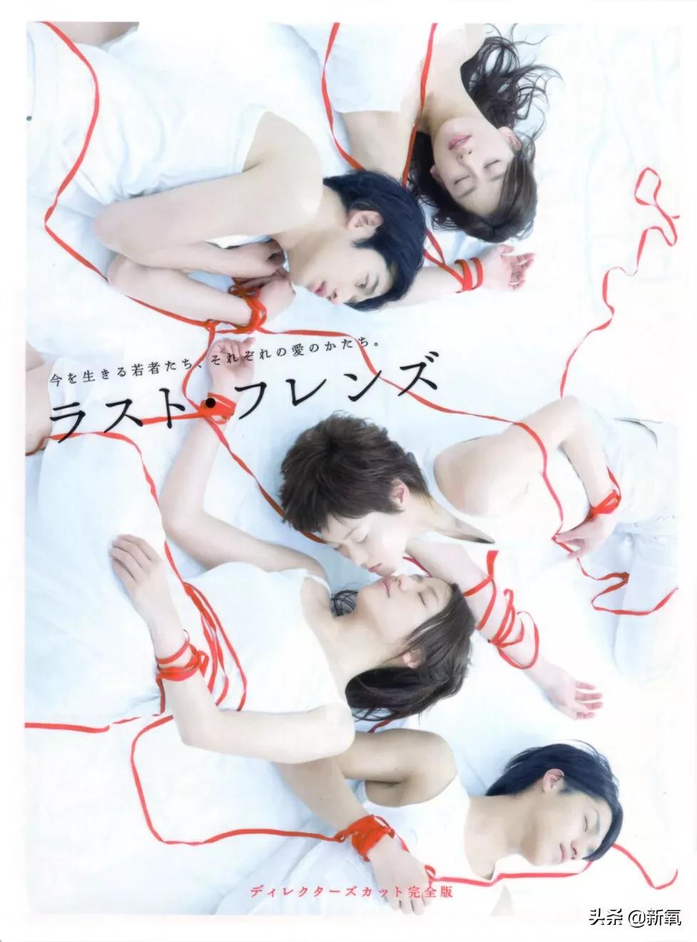 12岁腿长超出相框，因畸形审美被喷到息影，如今纯欲人设全网叫好