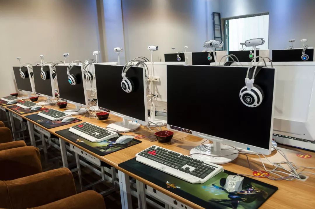 哑巴电脑拯救者——它可能是你见过使用最简单的外接声卡！