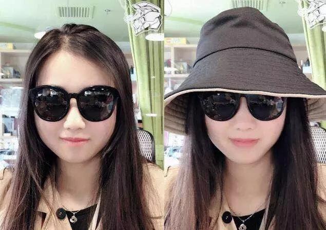 女人过了45，建议出游戴帽子，既减龄还防晒，清新优雅气质撩人