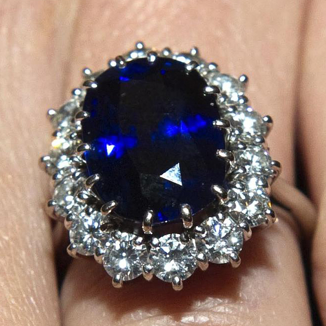 彩宝裸石定制婚戒,哪些珠宝明星戴过