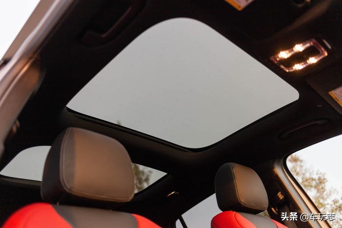 奔驰glasuv2024款试驾评测,2019奔驰gla250suv价格