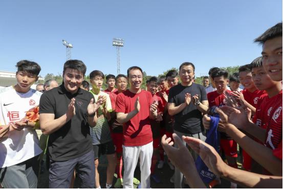 中国足球未来该何去何从,中国足球目前的解决路径是什么