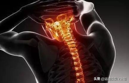 颈部损伤怎么矫正训练,运动导致颈部受伤该如何处理